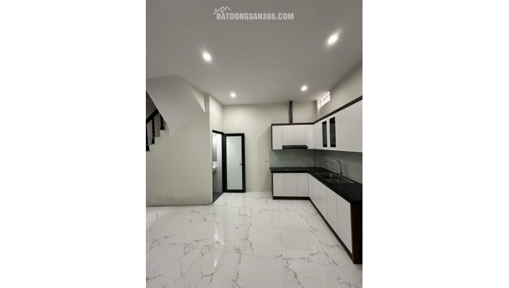 BÁN NHÀ THÔNG HÀO NAM 41m2 x 4T, NGÕ THÔNG RỘNG, KINH DOANH, CHO THUÊ DÒNG TIỀN, hơn 9 tỷ